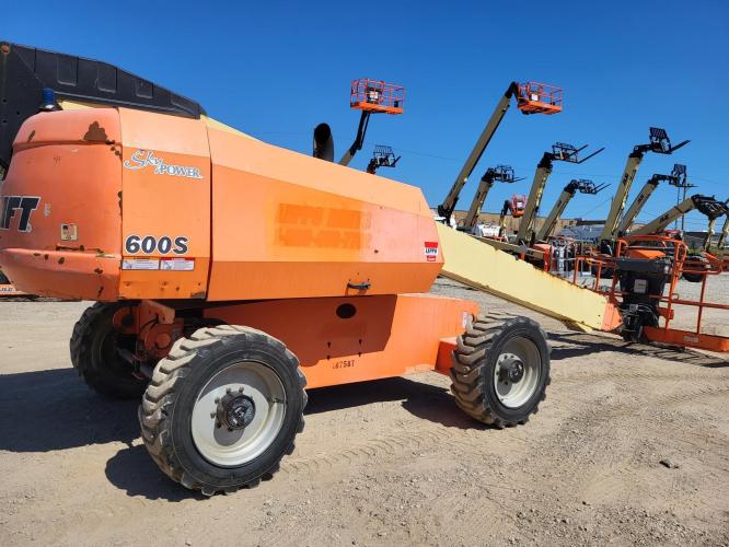 JLG 600S