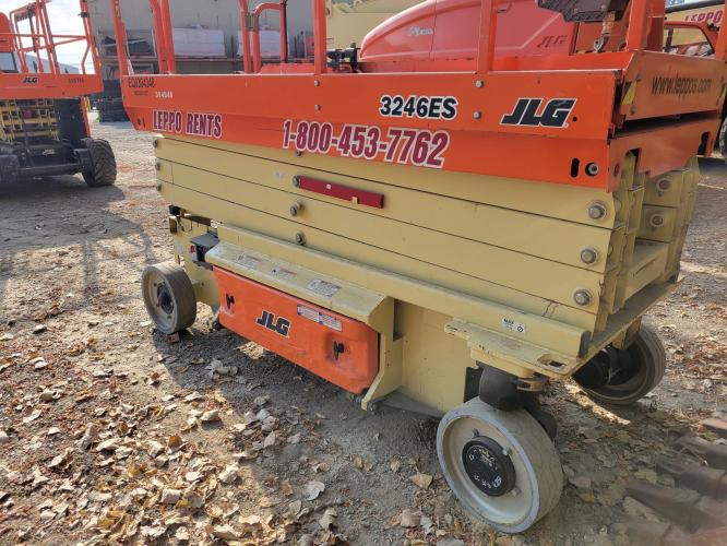 JLG 3246ES