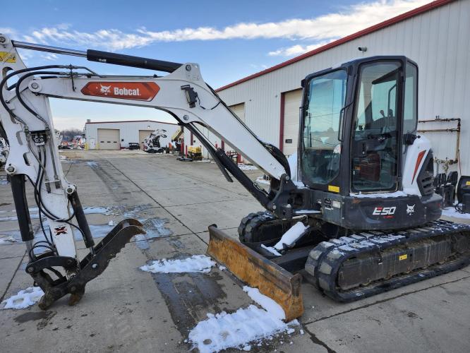 BOBCAT E50