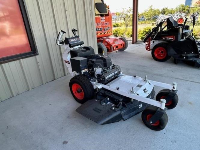 BOBCAT WB0736ST