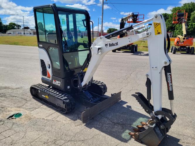 BOBCAT E20