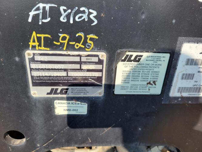 JLG 742