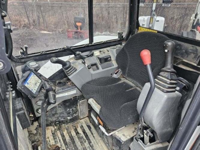 BOBCAT E50