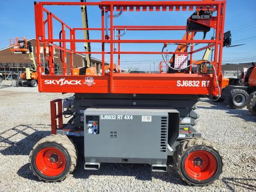 2025 SKYJACK SJ6832RT