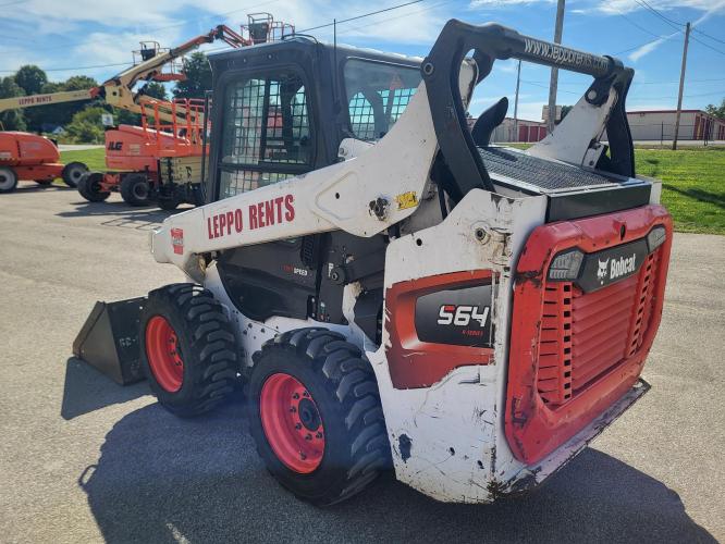 BOBCAT S64