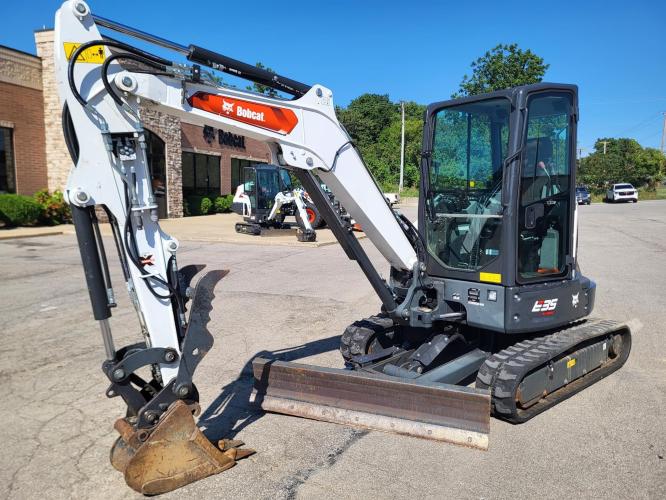 BOBCAT E35R2
