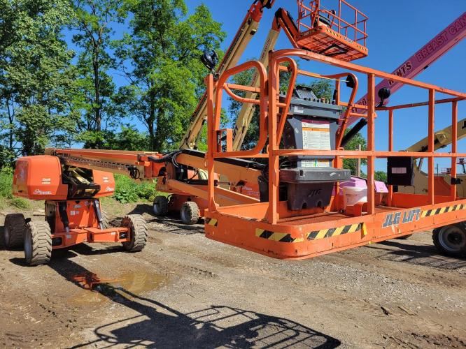 JLG 670SJ