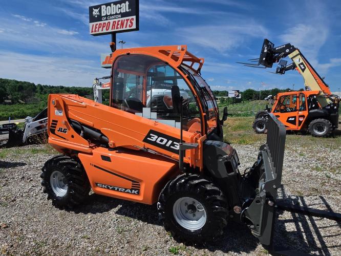 SKY TRAK 3013
