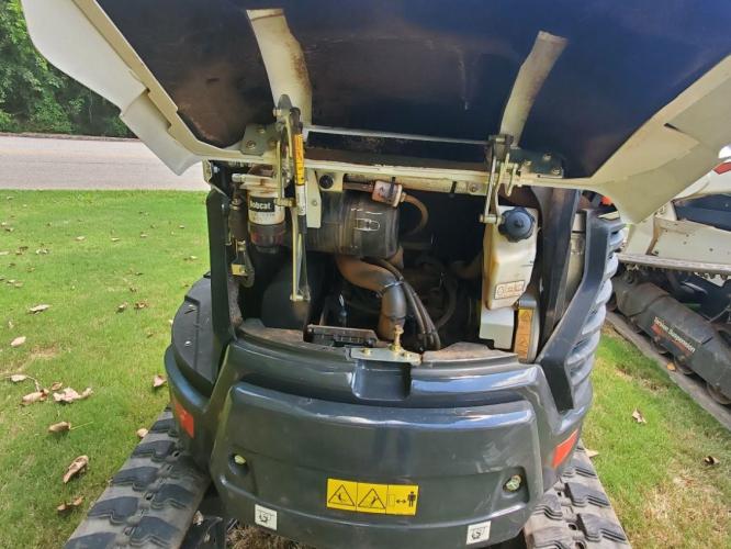 BOBCAT E26