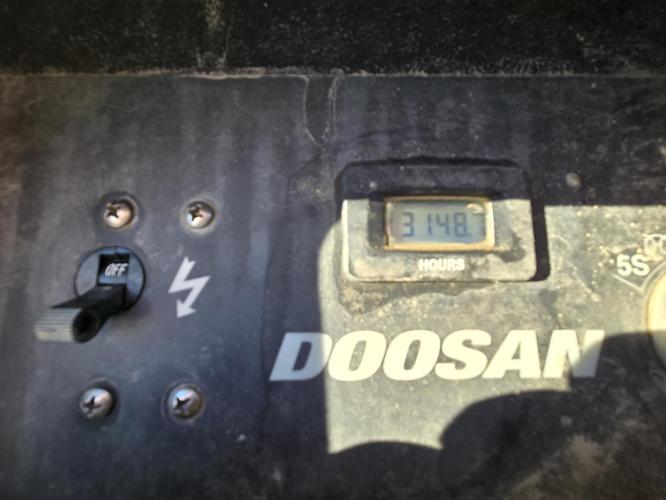DOOSAN LCV6