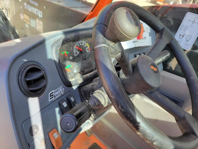 JLG 742