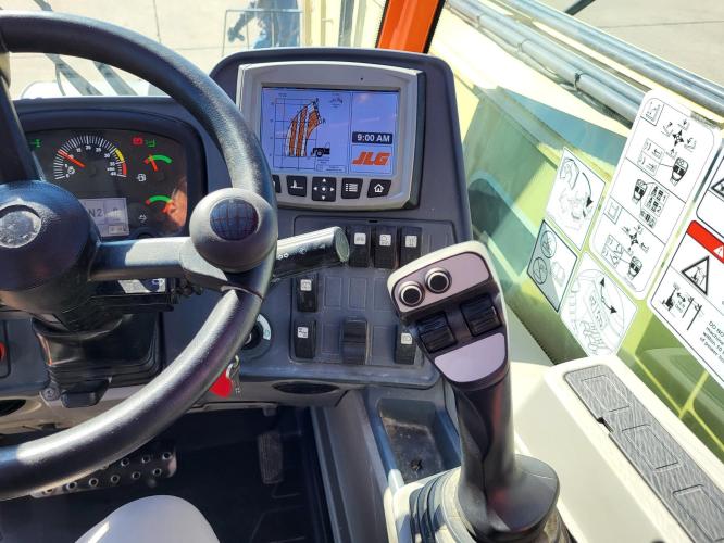 JLG 1732