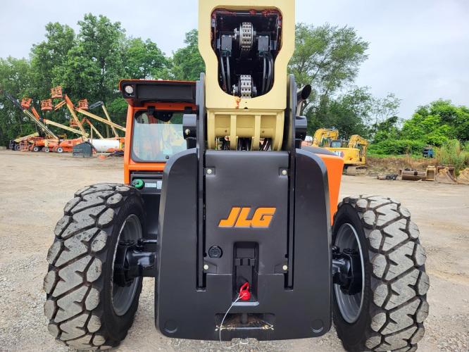 JLG 1255