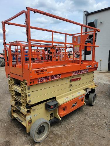 JLG 3246ES