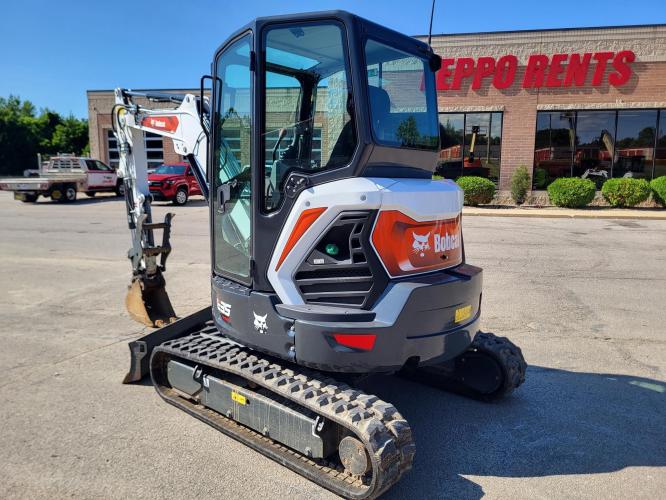 BOBCAT E35R2
