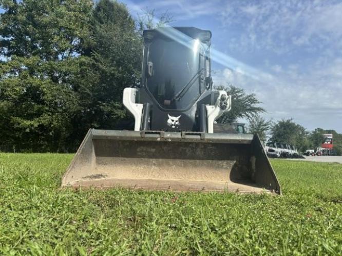 BOBCAT T66