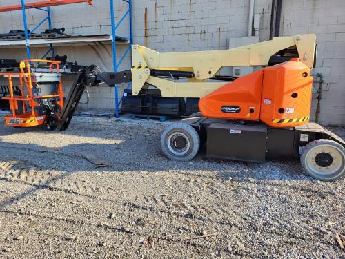 2025 JLG E400AJPN