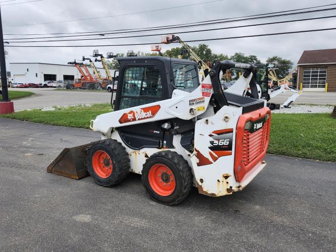 BOBCAT S66