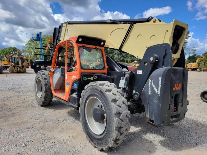 JLG 1255