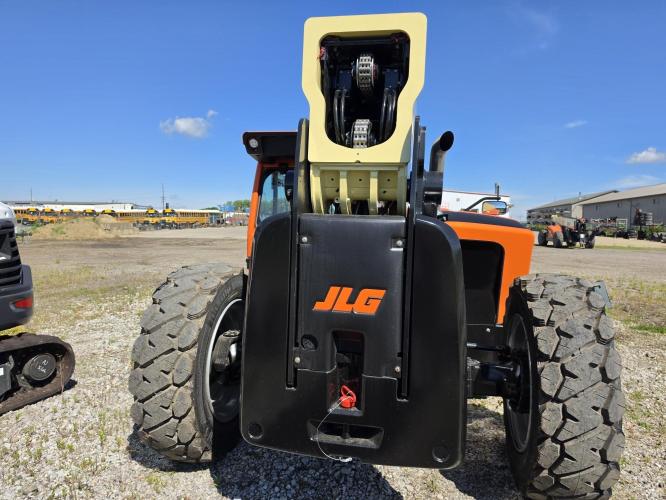 JLG 1255