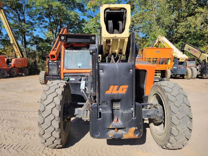 JLG 742