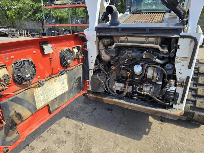 BOBCAT T870