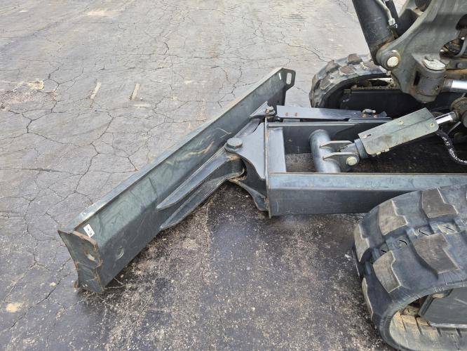 BOBCAT E60R2