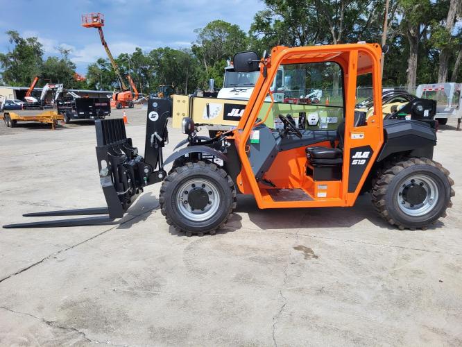 JLG 519