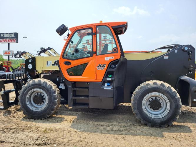 JLG 2733