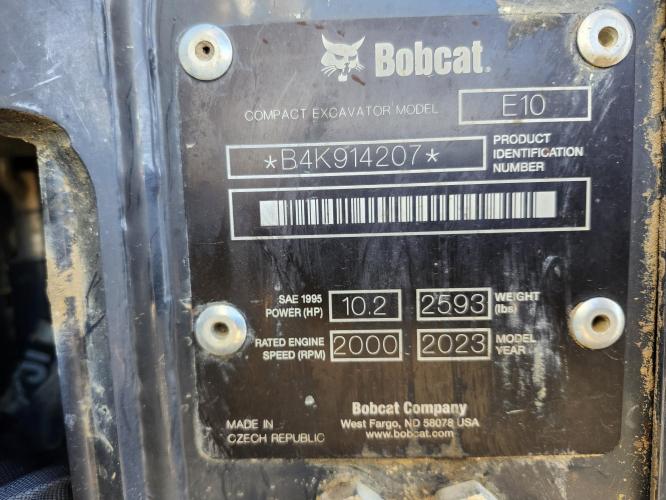 BOBCAT E10