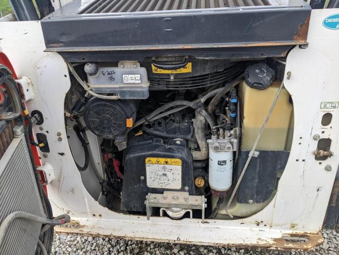 BOBCAT T66