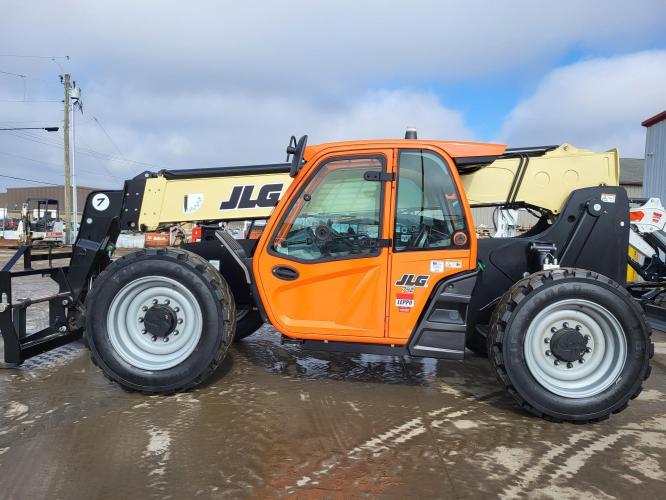 JLG 742