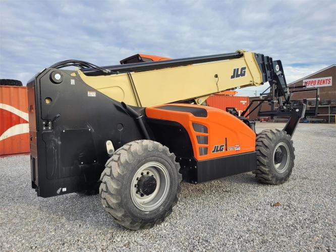 JLG 1075