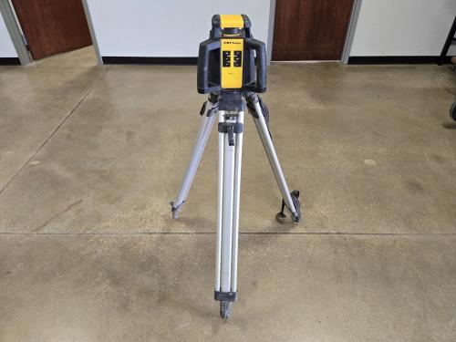 2020 CST BERGER RL25HCK