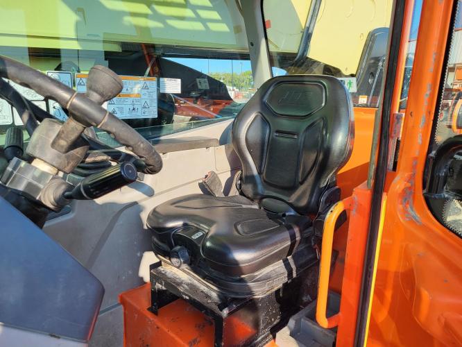 JLG 1255