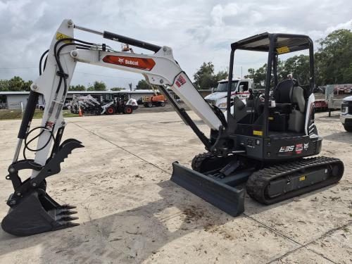 2023 BOBCAT E35R2