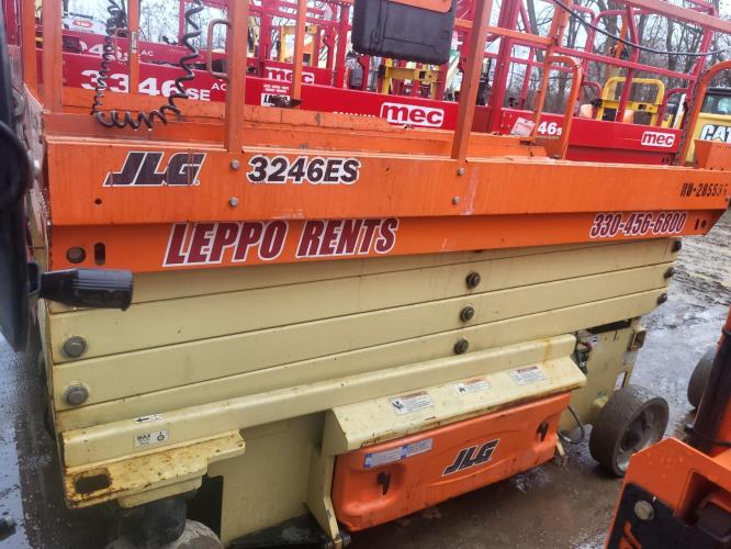 JLG 3246ES