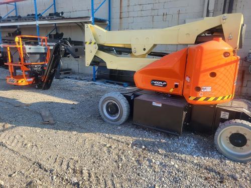 2025 JLG E400AJPN
