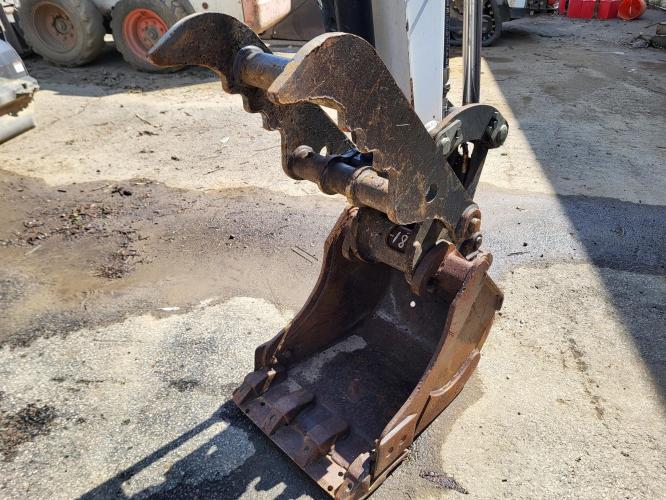 BOBCAT E35i