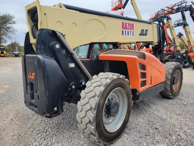 JLG 1255