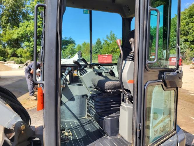 BOBCAT E35i