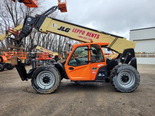 2022 JLG 1255