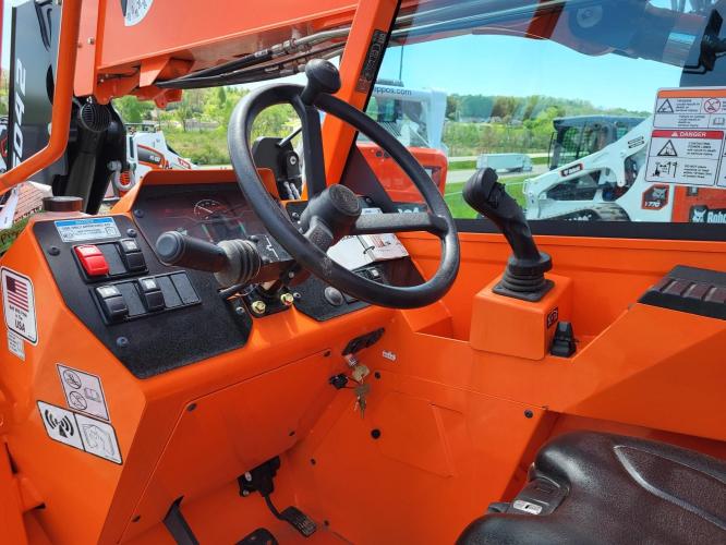 SKY TRAK 6042