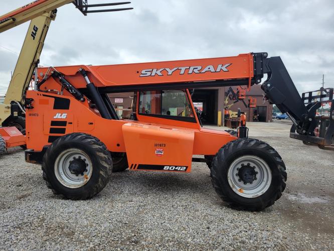SKY TRAK 8042