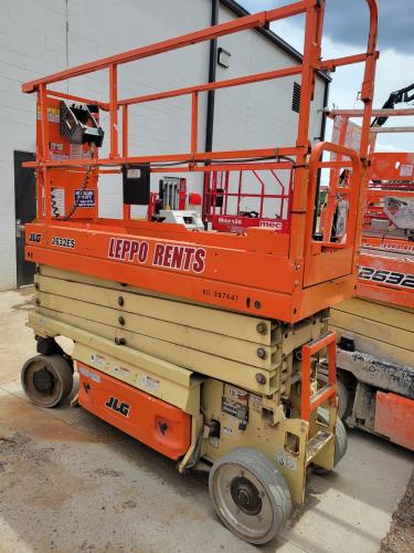 JLG 2632ES
