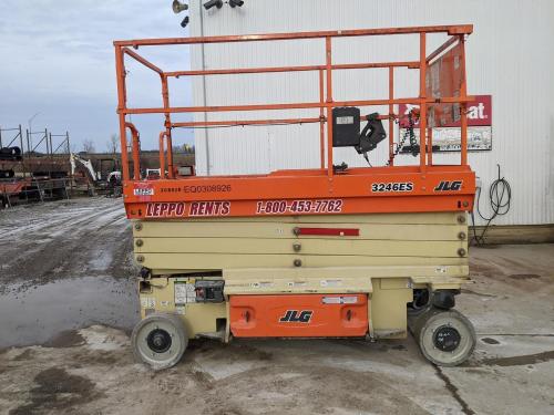 2020 JLG 3246ES