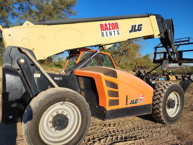 JLG 1255