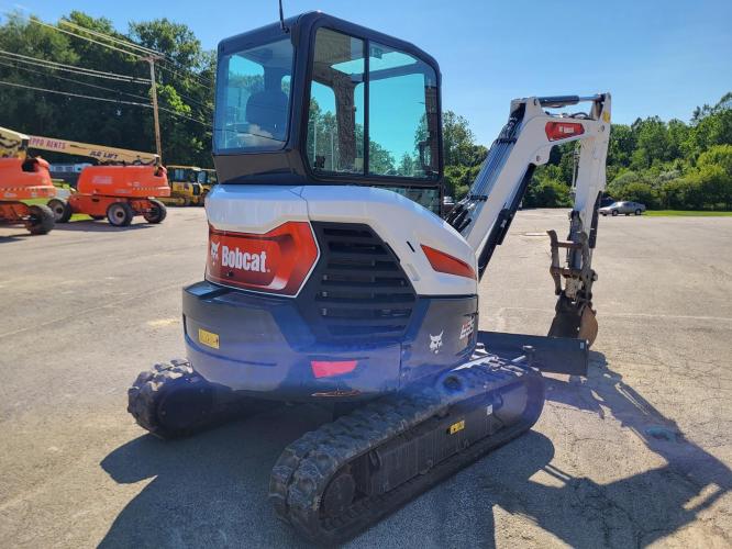 BOBCAT E35R2