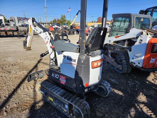 BOBCAT E10