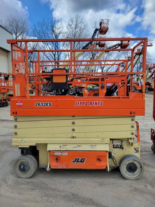 2020 JLG 2632ES